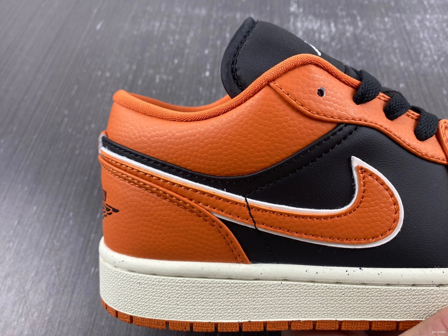 Jordan DV1299-800 WMNS 1 Spice Sport Low Air 1228